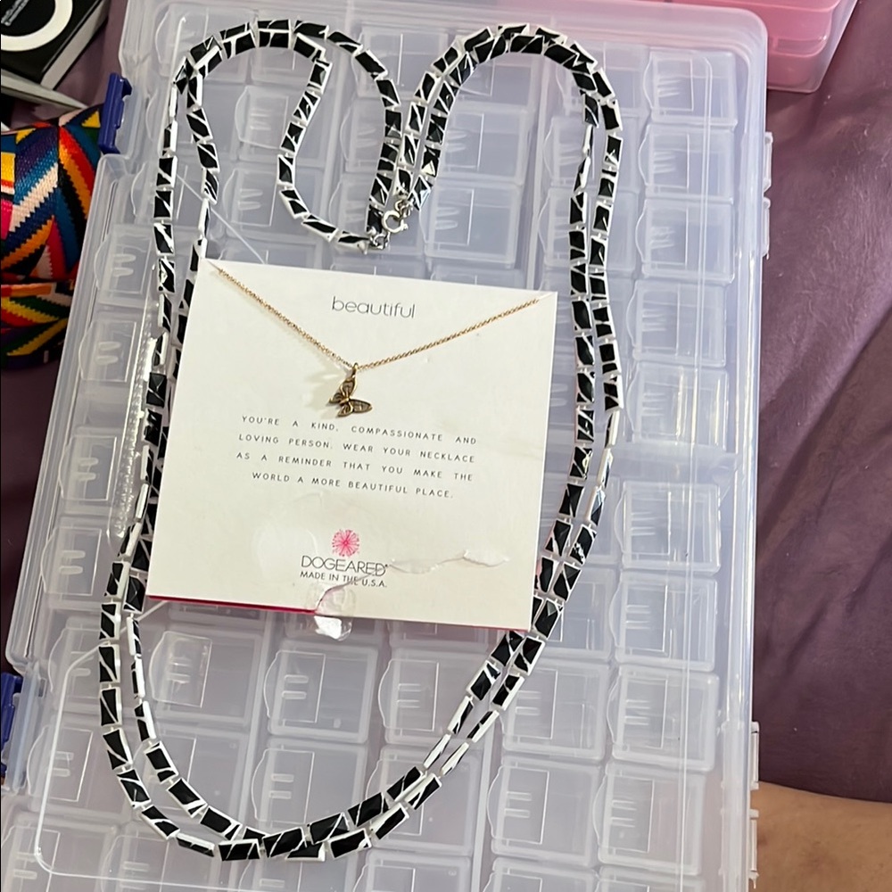 Dogeared Gold Necklace with Classic Elegance